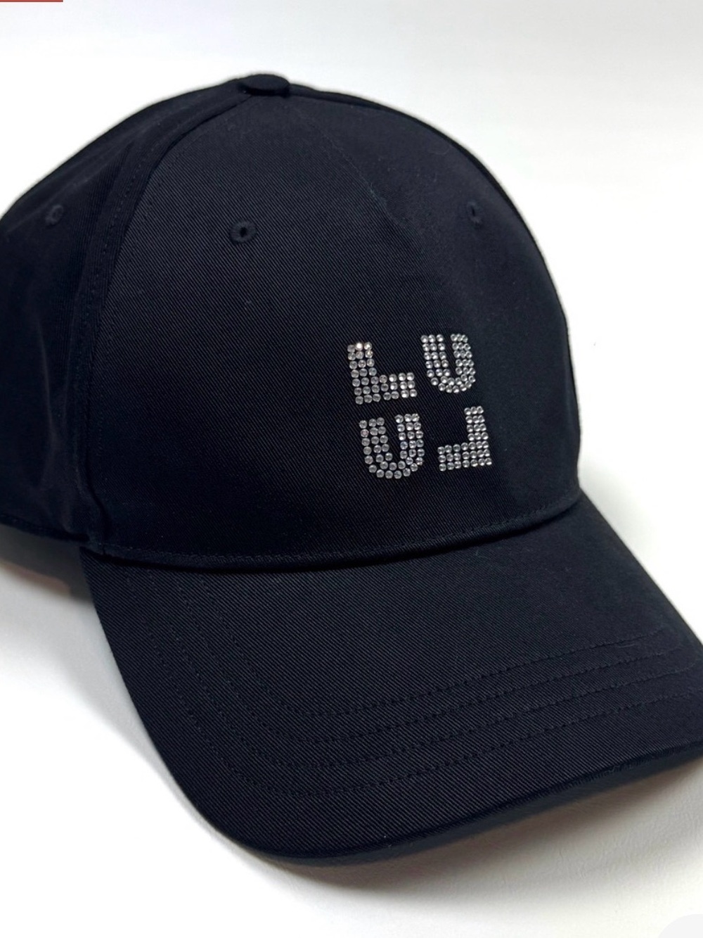 lululemon Black Baseball Cap with rhinestone Logo. Adjustable.
